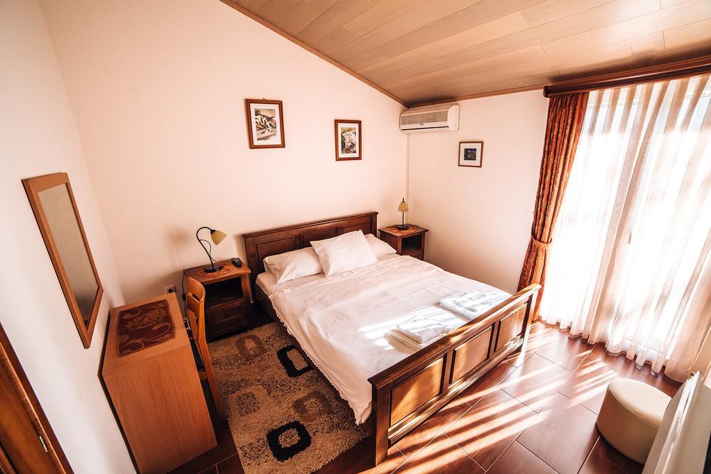 Guest House Sebelj Budva Oda fotoğraf